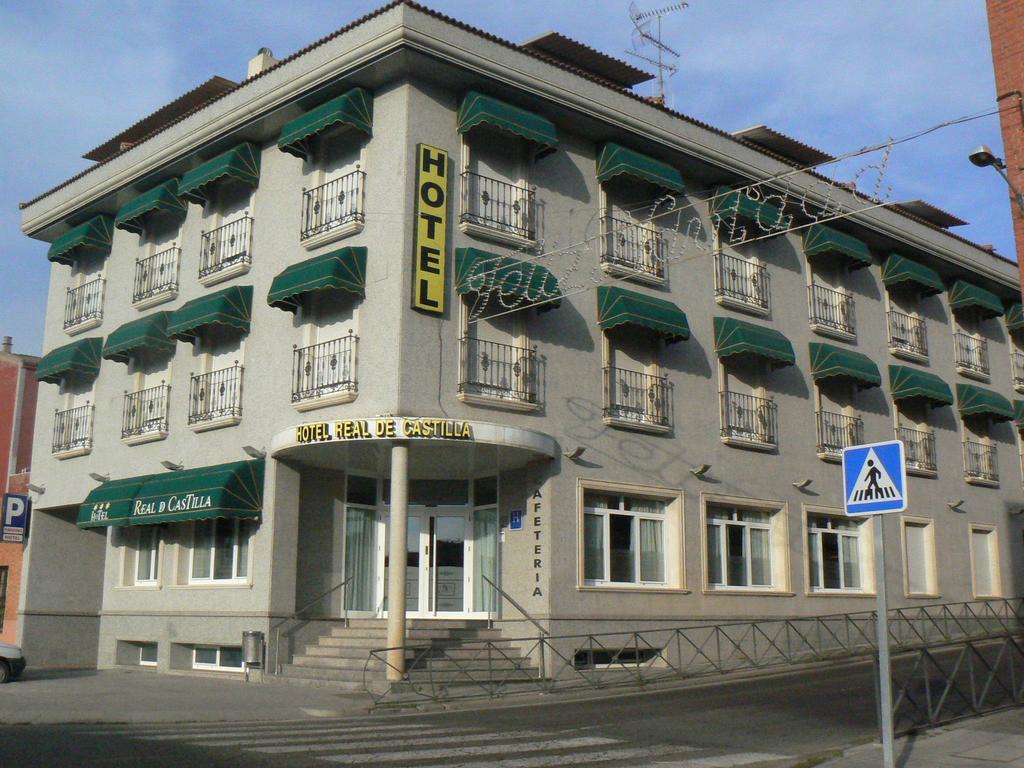 Hotel Real De Castilla 托尔德西拉斯 外观 照片