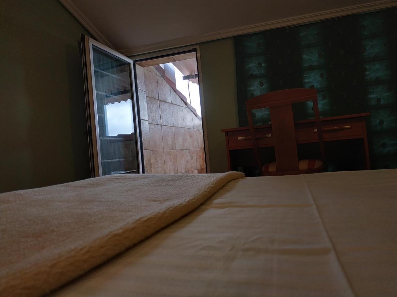 Hotel Real De Castilla 托尔德西拉斯 外观 照片